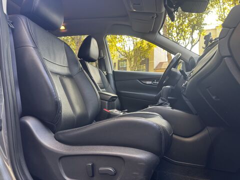 X-Trail III (2) 1.7 DCI 150 TEKNA 7PL - GARANTIE 6 MOIS - CARNET D'E 2019 occasion 92370 Chaville