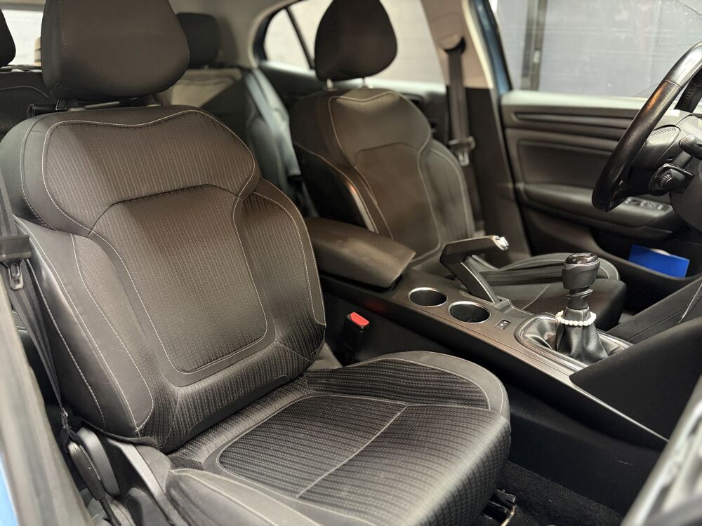 M&eacute;gane 4 1.5 DCi 90 Energy Business 2017 occasion 78680 &Eacute;p&ocirc;ne