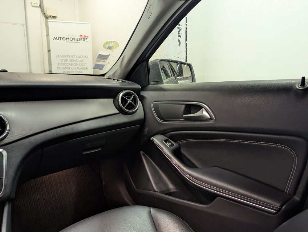Classe GLA 200 CDI SENSATION 2014 occasion 95800 Cergy