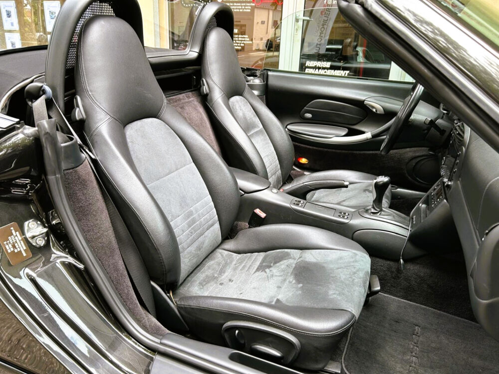 Boxster (986) 3.2 250 S-TRES FAIBLE KILOMETRAGE-SUIVI D'ENTRETIEN PO 2001 occasion 92370 Chaville