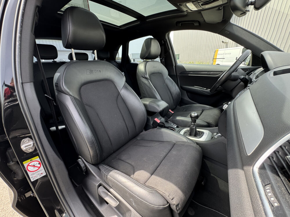 Q3 2.0 TDI 140 S-LINE FULL BLACK | TOIT OUVRANT | SIEGES CHAUFF 2012 occasion 44860 Pont-Saint-Martin
