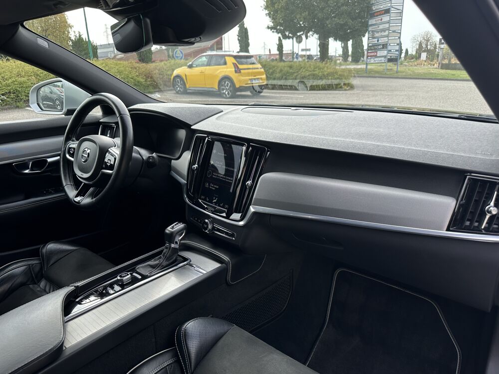 V90 D5 AWD 235ch R-Design Geartronic 2017 occasion 68390 Sausheim