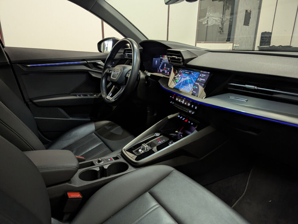 A3 IV SPORTBACK 35 TFSI 150 MHEV DESIGN LUXE S TRONIC 7 2022 occasion 95800 Cergy