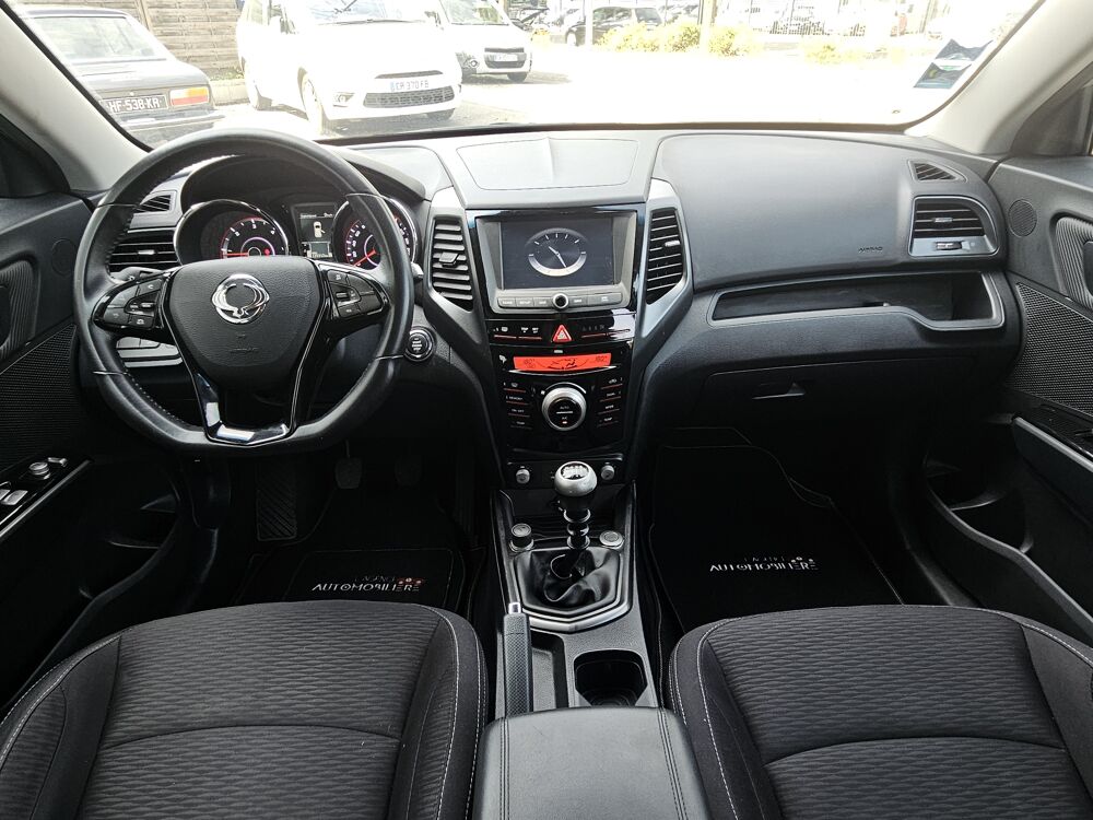 Tivoli XLV 160 1.6 115 CV 2WD SPORT ( Bluetooth - Cam&eacute;ra - GPS ...) 2017 occasion 25400 Audincourt
