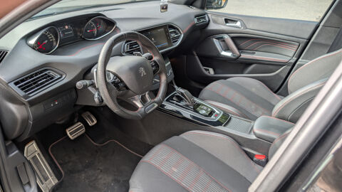 Peugeot 308 Phase II 1.2 THP Puretech 130 cv Bo&icirc;te auto 2018 occasion Palaiseau 91120