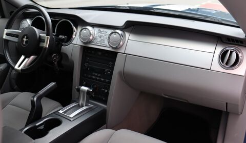 Mustang 4.0 V6 214cv (Si&egrave;ges &eacute;lectriques, Carvertical disponible) 2007 occasion 88000 &Eacute;pinal