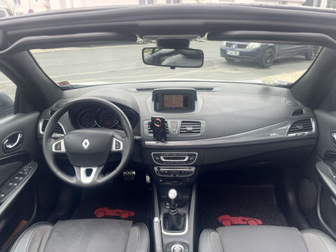 M&eacute;gane III Phase 2 Coup&eacute; Cabriolet 1.9 dCi 130cv GT Line - Suivi Co 2012 occasion 49124 Saint-Barth&eacute;lemy-d'Anjou