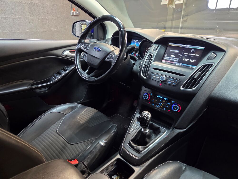 Focus Titanium 2015 occasion 71300 Montceau-les-Mines