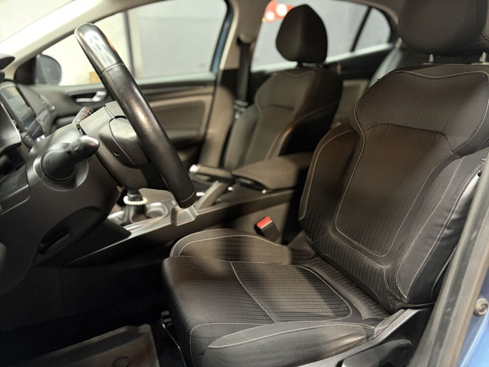 M&eacute;gane 4 1.5 DCi 90 Energy Business 2017 occasion 78680 &Eacute;p&ocirc;ne