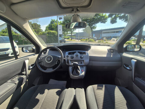Sc&eacute;nic 1.6 16V 110 CV Bo&icirc;te auto Privil&egrave;ge - 110000 kms - 2007 occasion 25400 Audincourt