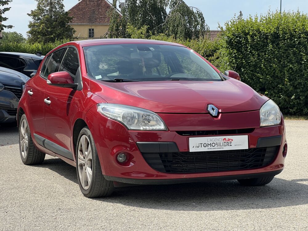 M&eacute;gane 1.4 tce 130ch BVM 2&egrave;me main 2010 occasion 25300 Pontarlier