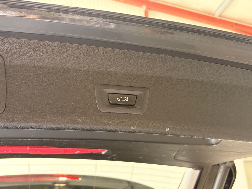 X1 SDRIVE18D BUSINESS BVA8 / SUIVI COMPLET BMW / 2EME MAIN 2017 occasion 27620 Gasny