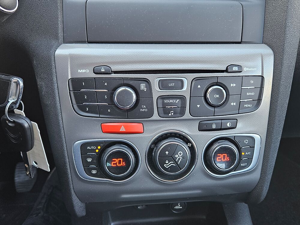 C4 1.2 Puretech 110 ch FEEL 2015 occasion 25400 Audincourt