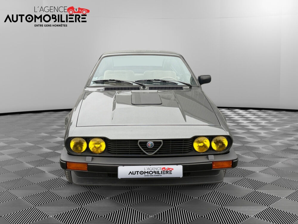 GTV 2.5 i V6 coup&eacute; 1982 occasion 51000 Ch&acirc;lons-en-Champagne
