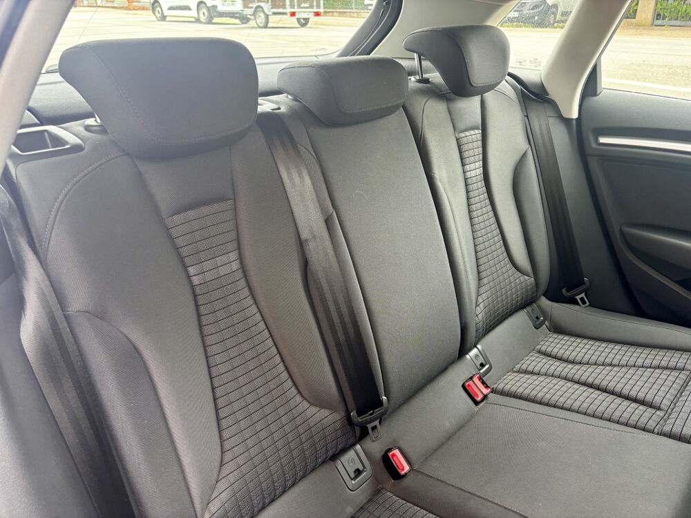 A3 Sportback 2.0 TDi 150 ch AMBITION Premi&egrave;re main 2014 occasion 88100 Sainte-Marguerite