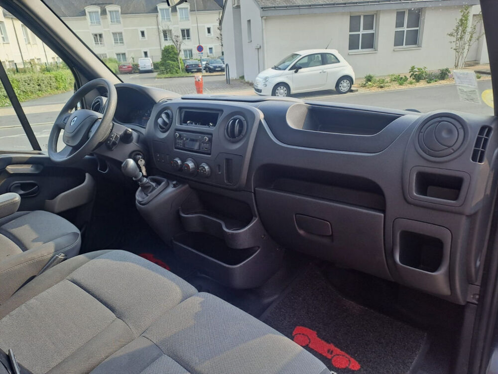 Master III Phase 2 2.3 dCi 130 cv - Foodtruck 2019 occasion 49124 Saint-Barth&eacute;lemy-d'Anjou
