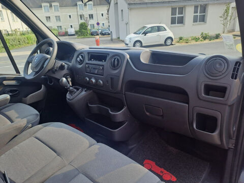 Master III Phase 2 2.3 dCi 130 cv - Foodtruck 2019 occasion 49124 Saint-Barth&eacute;lemy-d'Anjou