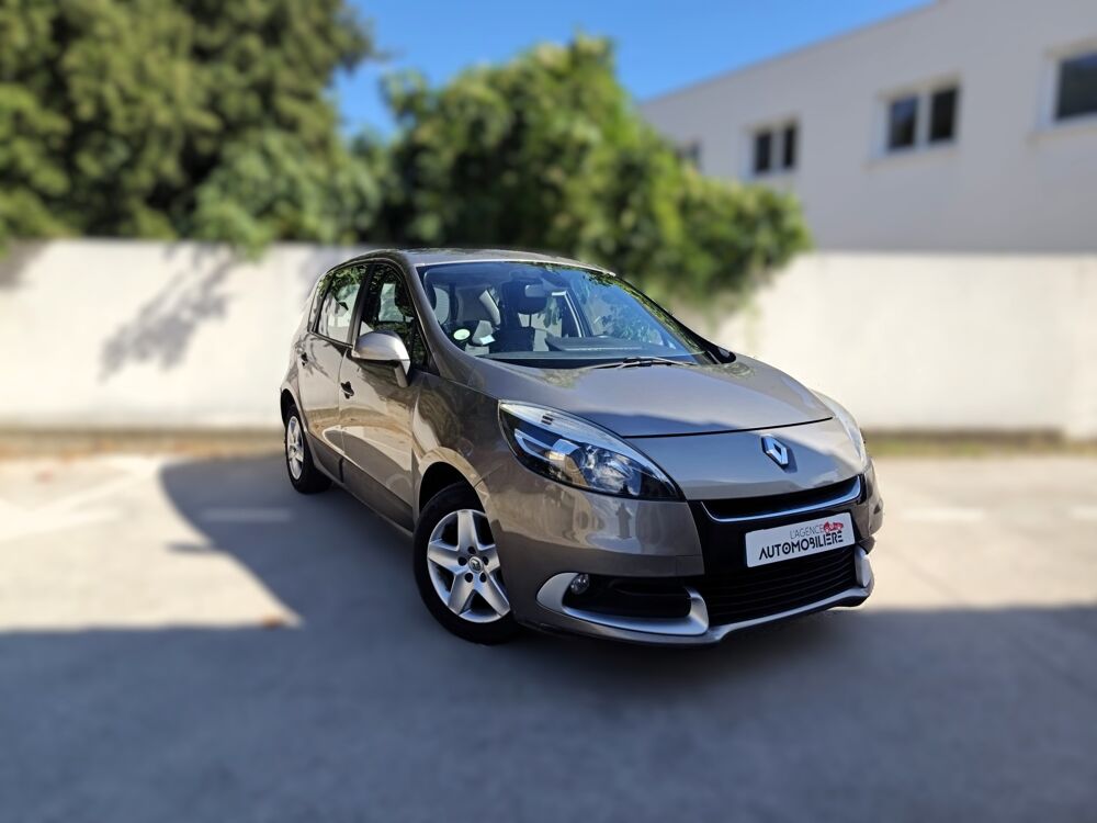Sc&eacute;nic Renault III – 1.6 dCi 130 Energy – finition Dynamique 2012 occasion 34160 Castries