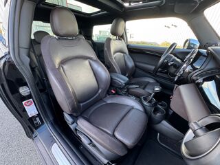 Cooper III (F56) 2.0 192 COOPER S PACK RED HOT CHILI BVA | GARANTIE 2014 occasion 44860 Pont-Saint-Martin