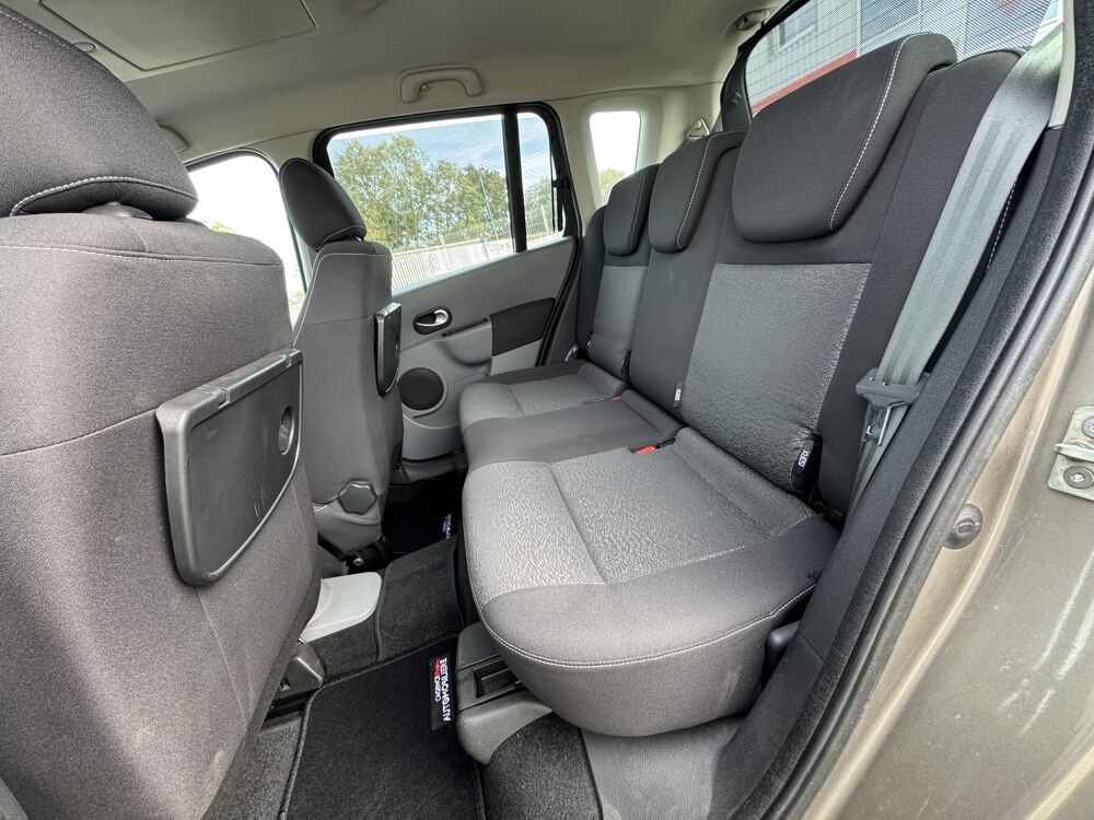 Grand Modus 1.5 DCI 85 ECO2 LAFUMA | DISTRIBUTION OK 02/2022 | CLIM | GA 2009 occasion 44860 Pont-Saint-Martin