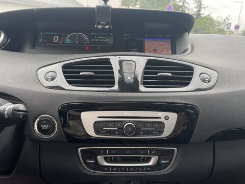 Sc&eacute;nic III Phase 2 1.6 dCi 130 cv - Bose - Chaine de distribution 2015 occasion 49124 Saint-Barth&eacute;lemy-d'Anjou