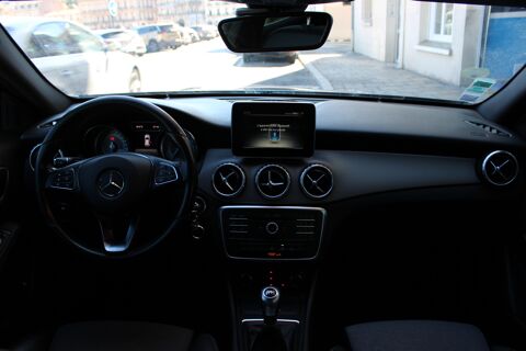 Classe GLA 2.2 200 D 135 INSPIRATION ( Cam&eacute;ra de recul, Gps, Clim... ) 2017 occasion 34200 S&egrave;te