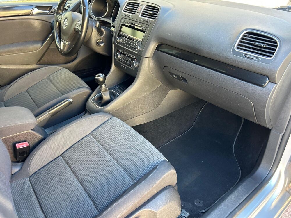 Golf 1.6 TDI 105 CONFORTLINE 5 portes // DISTRI OK // CT VIERGE 2010 occasion 34160 Castries