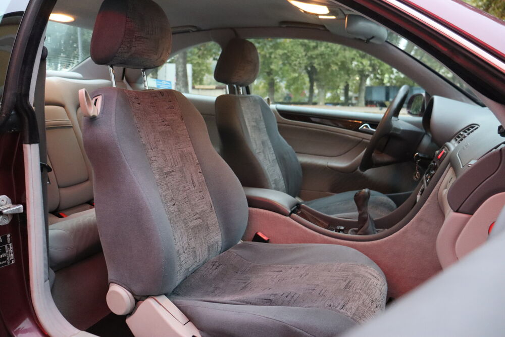 CLK Coup&eacute; 200 2.0 i 136 cv Elegance 1997 occasion 88000 &Eacute;pinal