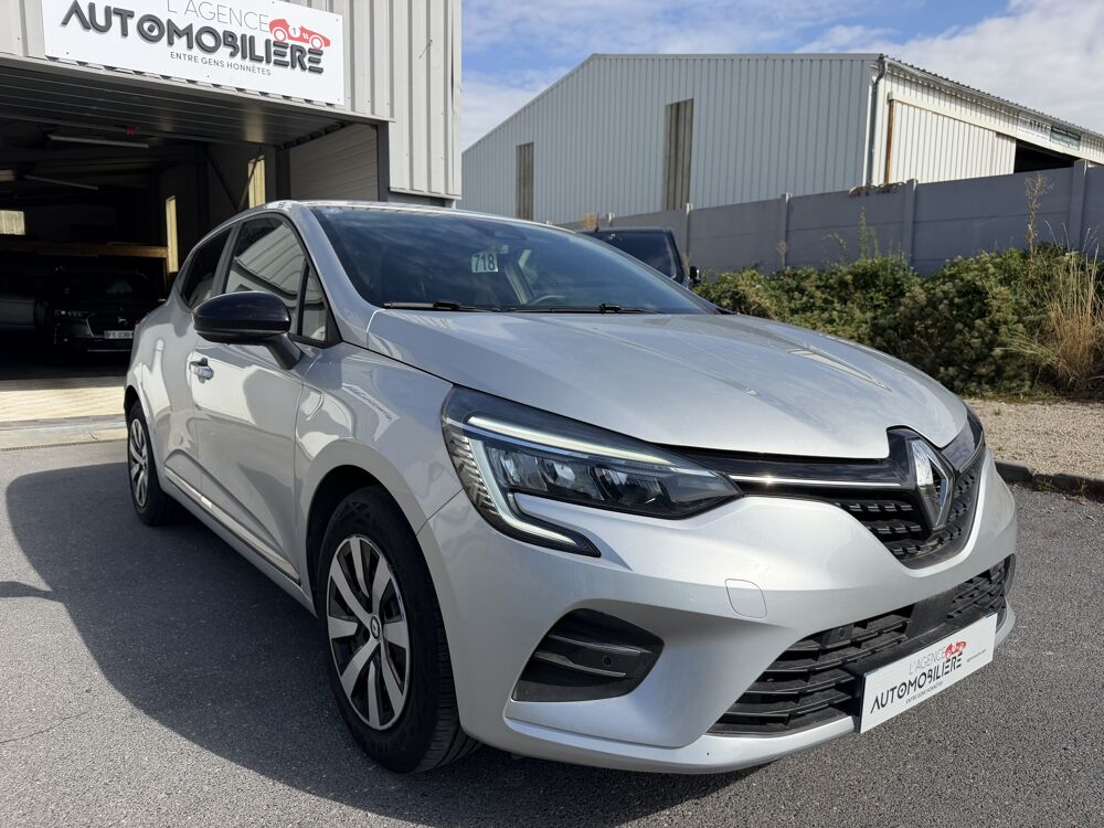 Clio 1.6 i 16V Hybrid 143 cv 2022 occasion 51000 Ch&acirc;lons-en-Champagne