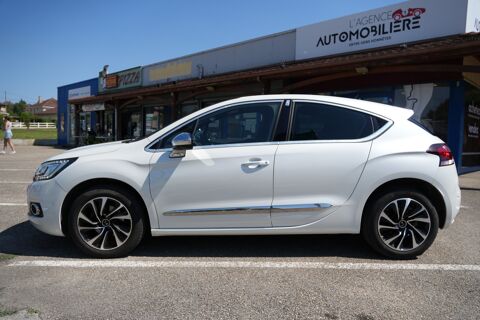 DS4 (2) 1.6 BLUEHDI 120 S&S CONNECTED CHIC EAT 6 2018 occasion 01000 Saint-Denis-l&egrave;s-Bourg