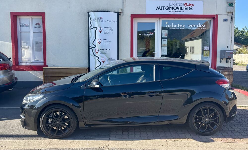 M&eacute;gane III Coup&eacute; RS 2.0 16V Turbo 275 ch 2016 occasion 88100 Sainte-Marguerite