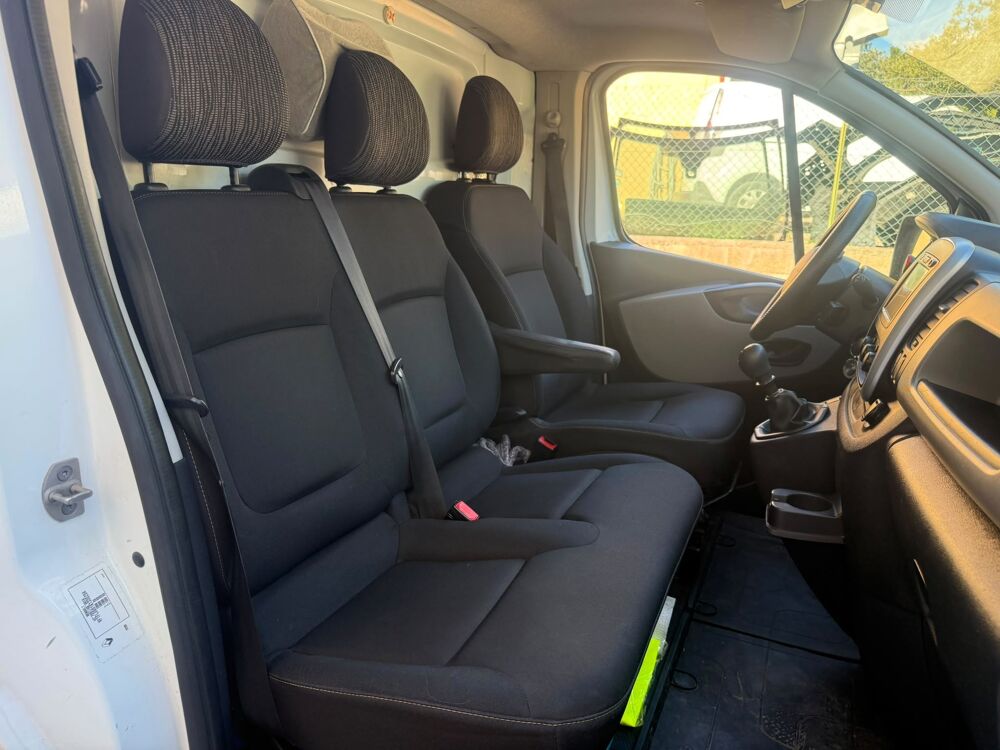 Trafic FOURGON 1.6 DCI 120 1T0 L1H1 ENERGY CONFORT 2018 occasion 34160 Castries