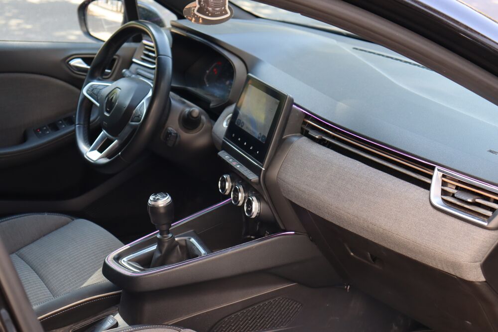 Clio 5 1.3 TCE 140 Lutecia (CarPlay, Cam&eacute;ra, Eclairage d'ambiance 2022 occasion 88000 &Eacute;pinal