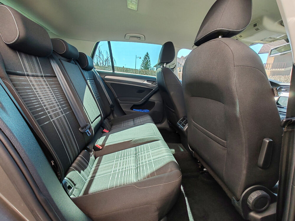Golf 1.6 TDI 110 LOUNGE BVM 2016 occasion 25300 Pontarlier