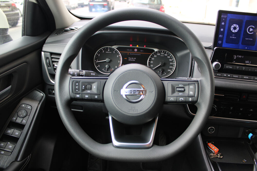 Qashqai GENERATION-III 1.3 140 HYBRID MHEV VISIA 2WD ( Entretien NIS 2022 occasion 34200 S&egrave;te