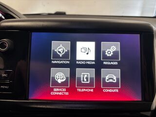208 GT LINE 1.2 PURETECH 110 S&S + CARPLAY 2017 occasion 37170 Chambray-l&egrave;s-Tours