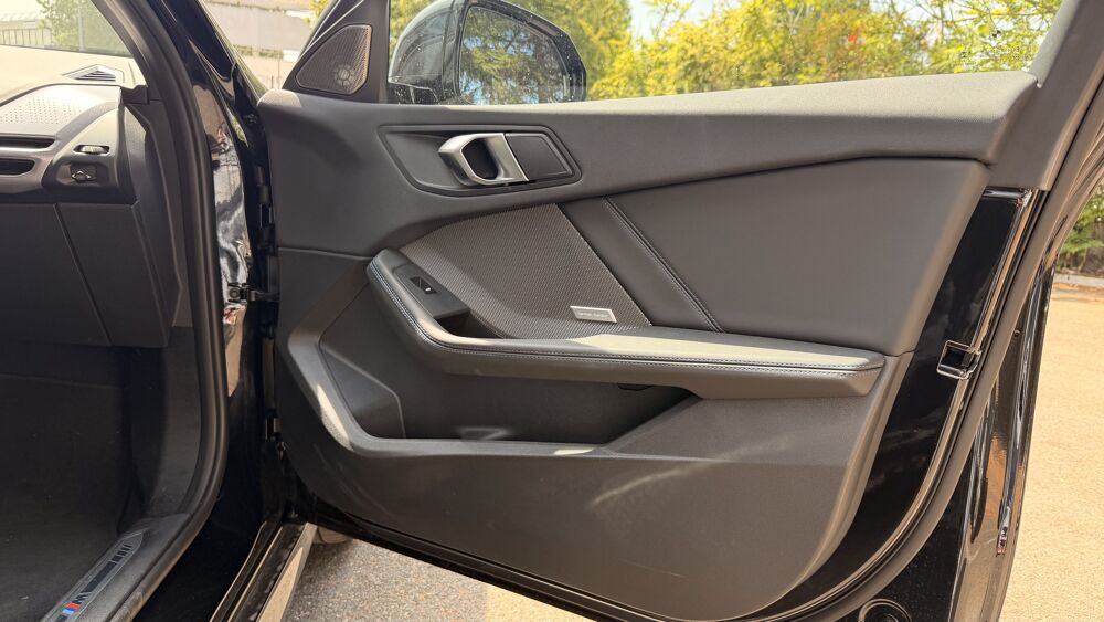 S&eacute;rie 1 (F70) 120i 1.5 i 12V Hybrid DCT7 170 cv Bo&icirc;te auto 2026 occasion 91120 Palaiseau