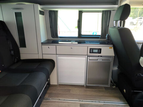 Transporter VW T6.1 Reimo Triostyle 150 DSG7 4Motion FULL OPTIONS – Lith 2024 occasion 34160 Castries