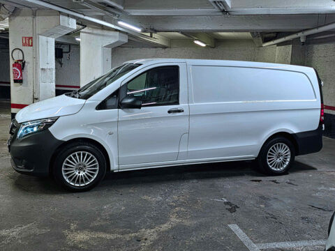 Mercedes Vito Fourgon Pro 114CDi Long 4X4 1&egrave;re Main 2021 occasion Lyon 69008