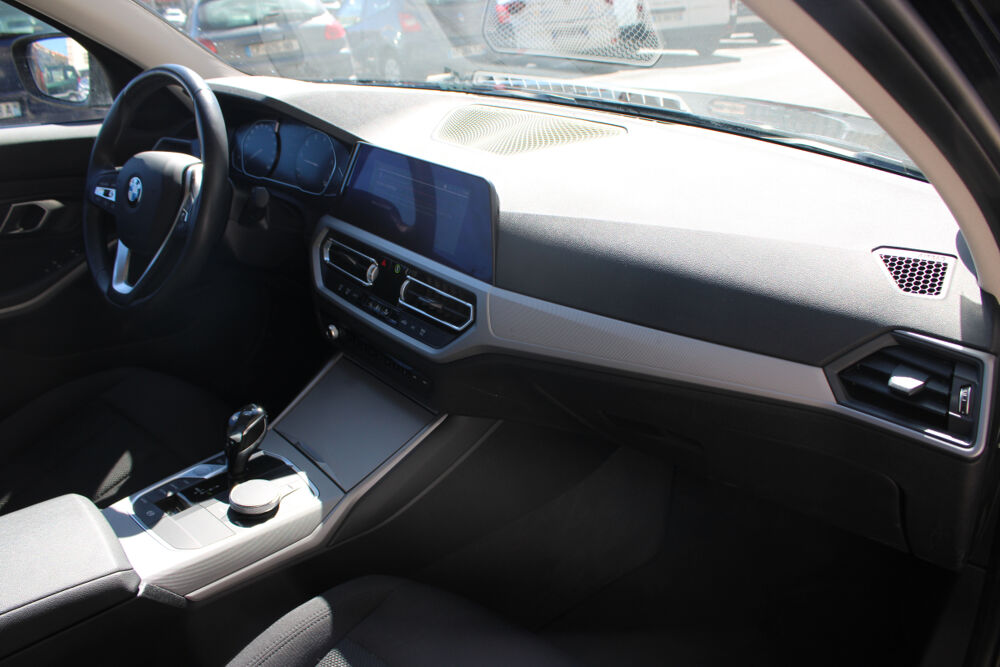 S&eacute;rie 3 318i 156Ch BVA8 LOUNGE ( Entretien BMW, Radar Av et Arr, Mot 2020 occasion 34200 S&egrave;te