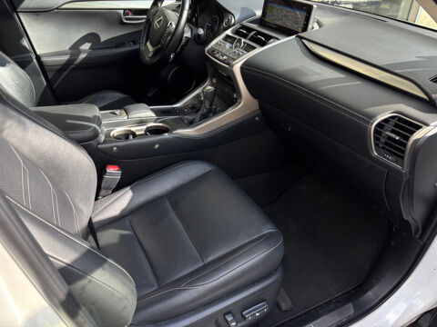 NX 2.5 300H LUXE PLUS 2WD AUTO 2020 occasion 92370 Chaville