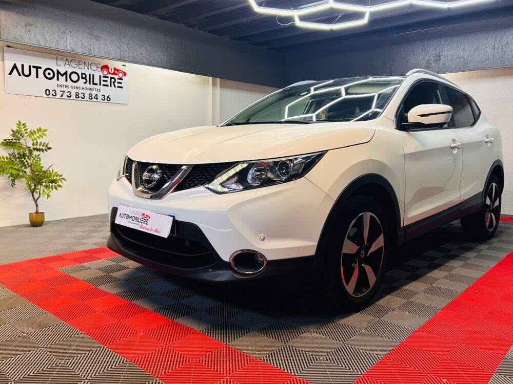 Qashqai 1.2 DIG-T 115 cv N-Connecta – Toit Pano – Cam&eacute;ra 360&deg; – Gara 2017 occasion 71300 Montceau-les-Mines