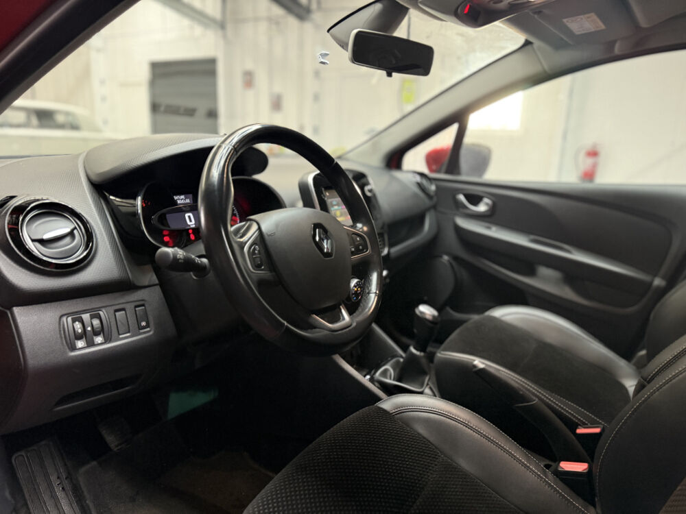 Clio ESTATE dCI 90 E6C Intens 2018 occasion 78680 &Eacute;p&ocirc;ne