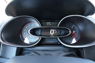 Clio IV (2) 1.6 TURBO 220 RS 18 EDC NUM&Eacute;RO 288/1450 2018 occasion 01000 Saint-Denis-l&egrave;s-Bourg