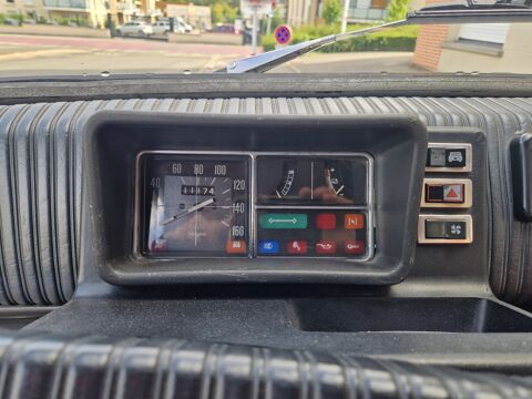 R5 TL expertis&eacute;e cabinet classic Auto 1977 occasion 80480 Salou&euml;l