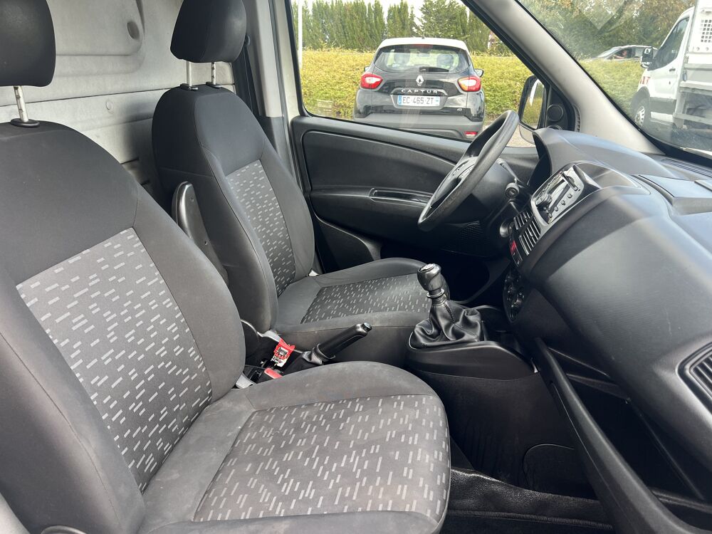 Combo VP 1.6 CDTI ecoFLEX S&S 105 cv 2016 occasion 68390 Sausheim