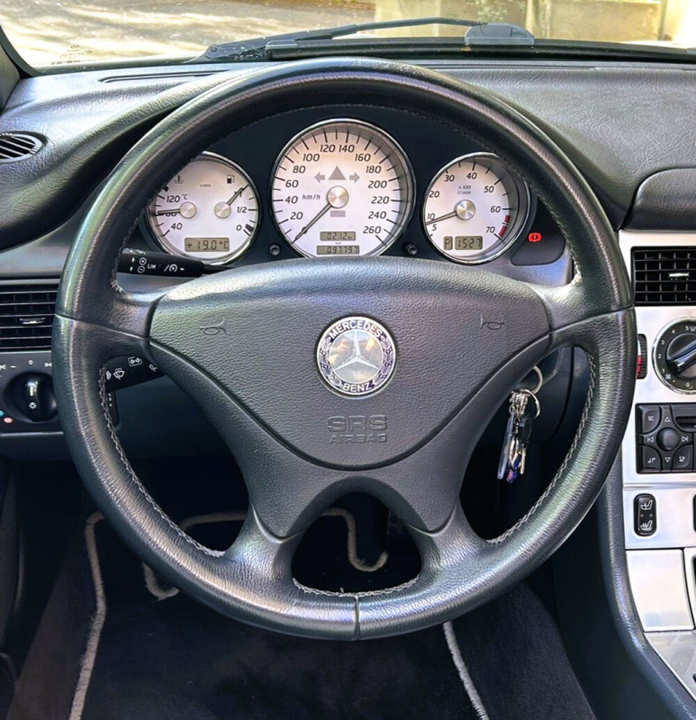 SLK 200 KOMPRESSOR SPECIAL EDITION -EDITION LIMITE-VIDANGE DE BO 2002 occasion 92370 Chaville