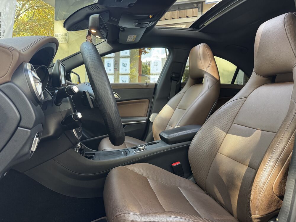 Classe A 250 FASCINATION 7G-DCT *ENTRETIEN FULL MERCEDES, GARANTIE 6 2015 occasion 92370 Chaville