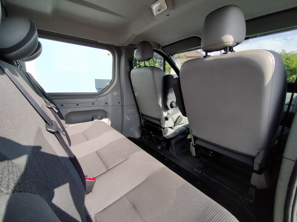 Vivaro Combi 2.5 CDTI145 M1 Pack Clim Easytronic 2011 occasion 90400 Danjoutin