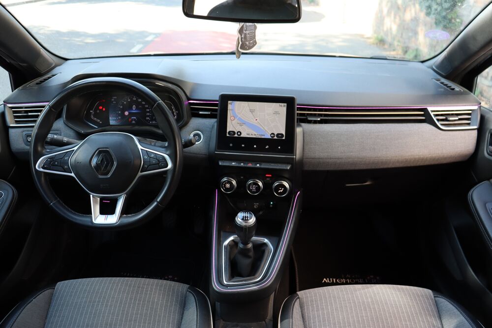 Clio 5 1.3 TCE 140 Lutecia (CarPlay, Cam&eacute;ra, Eclairage d'ambiance 2022 occasion 88000 &Eacute;pinal